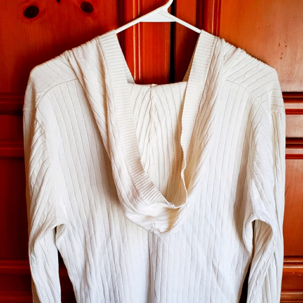 Sweater with hood